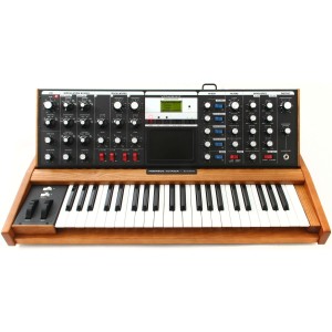 Moog Minimoog Voyager Performer Edition