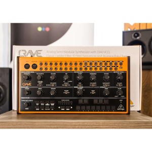 Behringer Crave (usato)