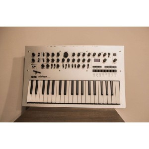 Korg Minilogue (usato)