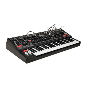 Moog Matriarch Dark