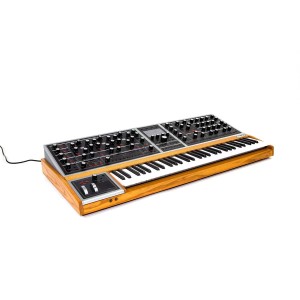 Moog One 8