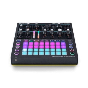 NOVATION Circuit Mono Station