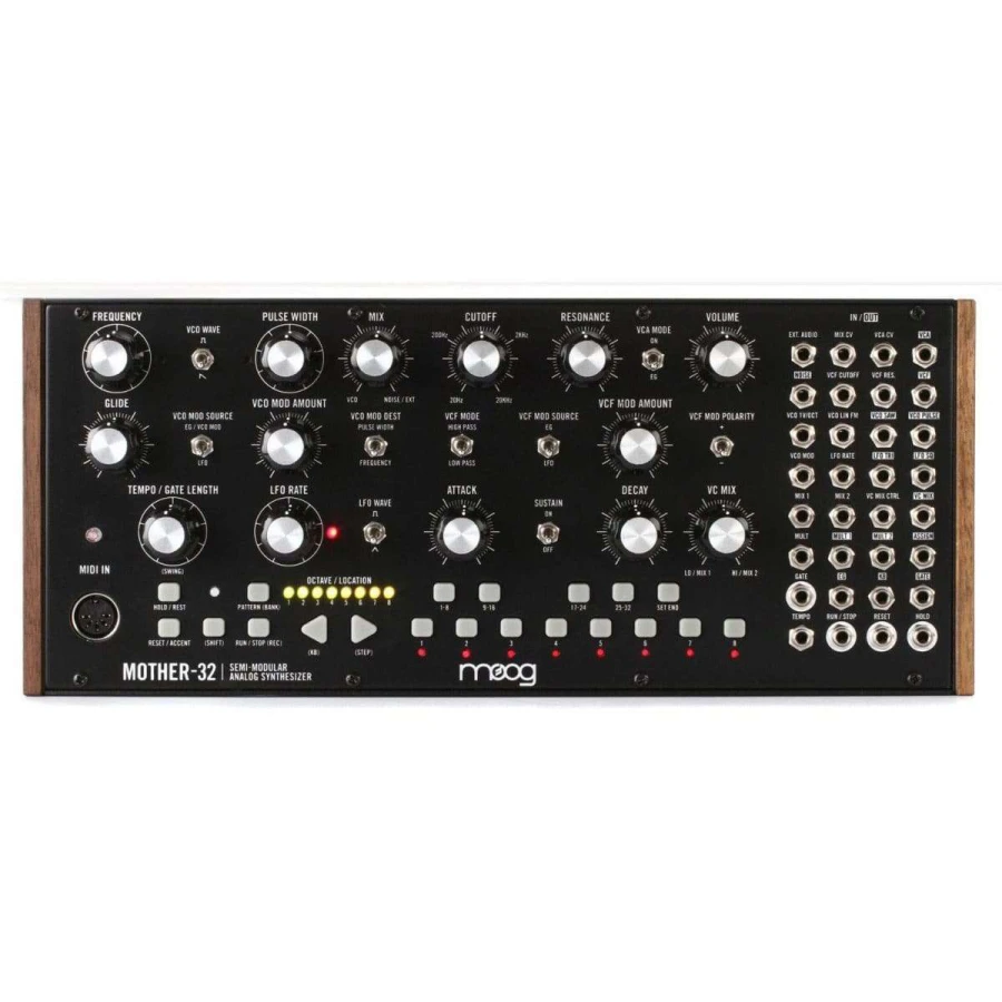 Moog Mother-32