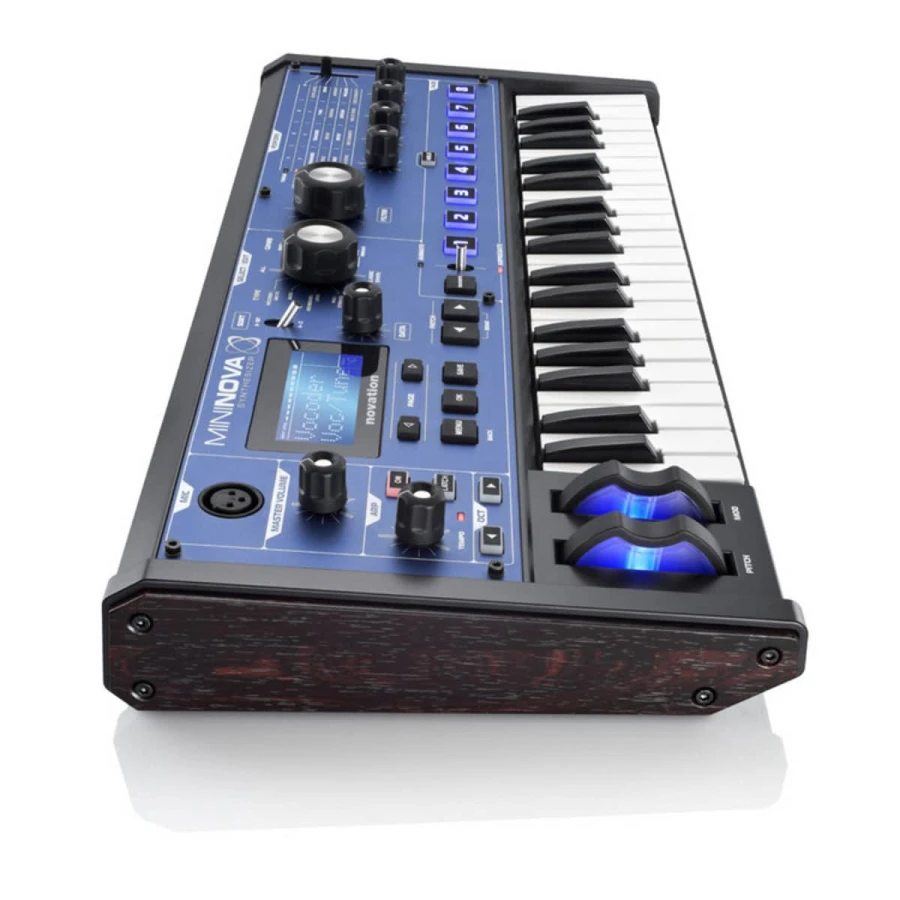 NOVATION MiniNova