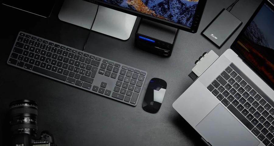 LMP KB-1243 Tastiera numerica USB (Space Gray) - Layout UK