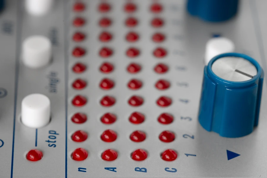 TipTop Audio Buchla Model 242t