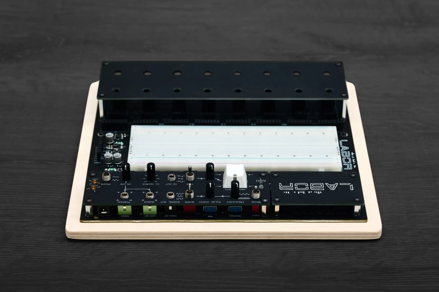 Erica Synths EDU DIY Labor Full Kit
