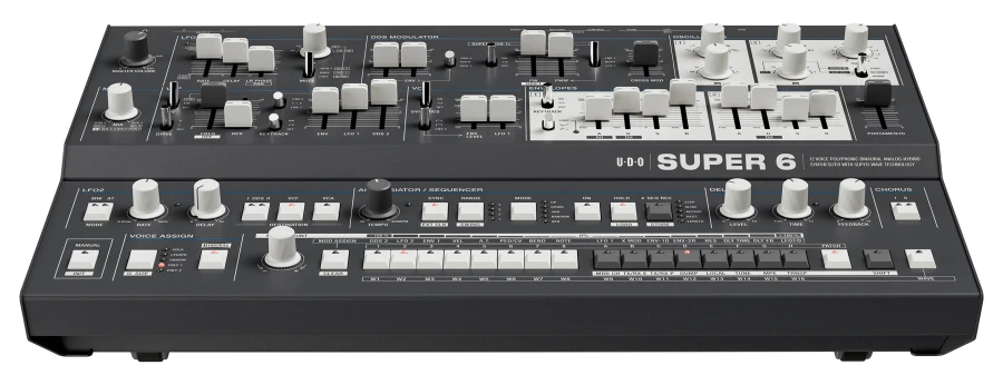 UDO Audio Super 6 Desktop (Black)