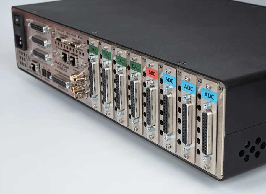 Grace Design m701 16x16 Dante - m701 base unit + 16 ch ADC, 16 ch DAC and Dante