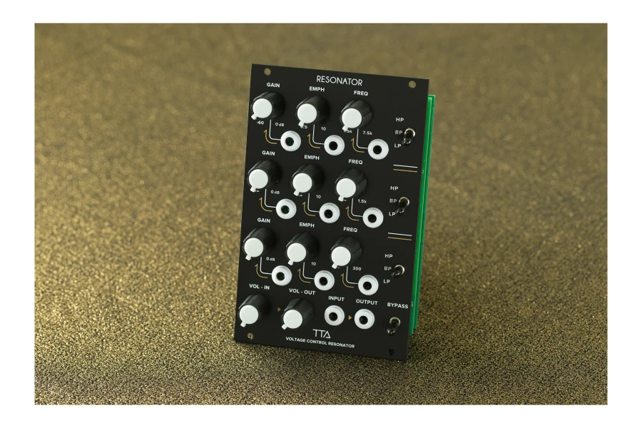TipTop Audio Resonator - Multi Band VC-Resonator