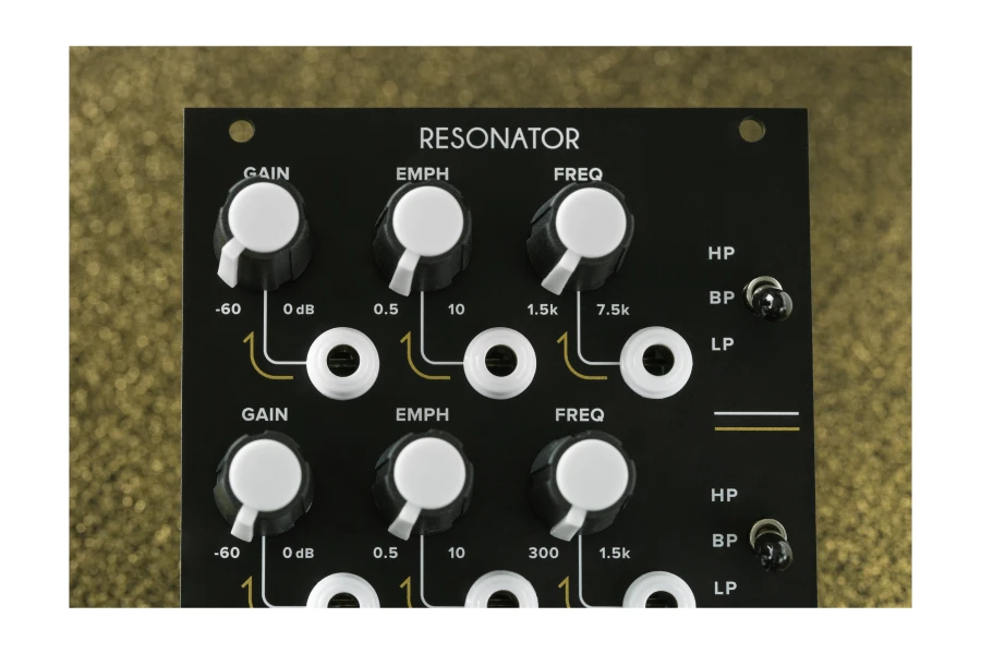 TipTop Audio Resonator - Multi Band VC-Resonator
