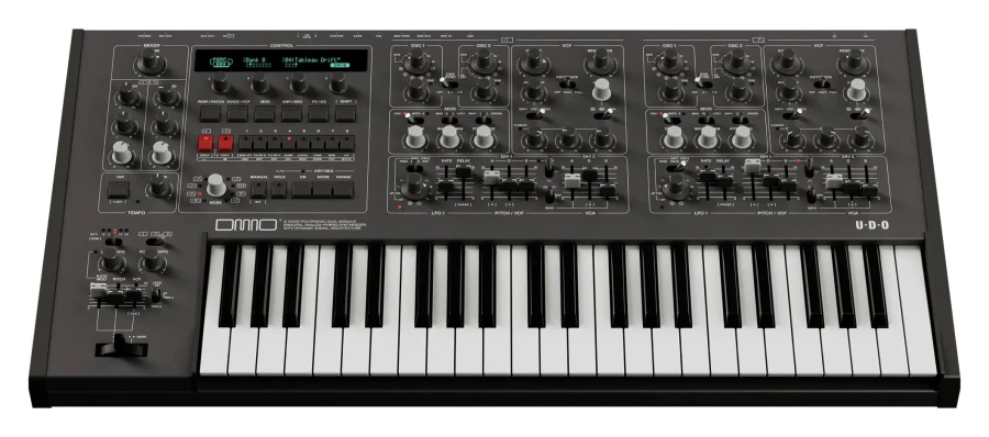 UDO Audio DMNO Keyboard black  (8-voice, 2-part multitimbral)