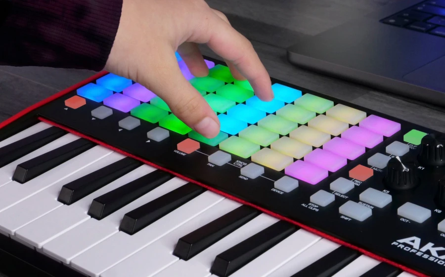 Akai Professional APC Key 25 MK2
