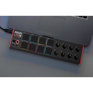 Akai Professional LPD8 MK2