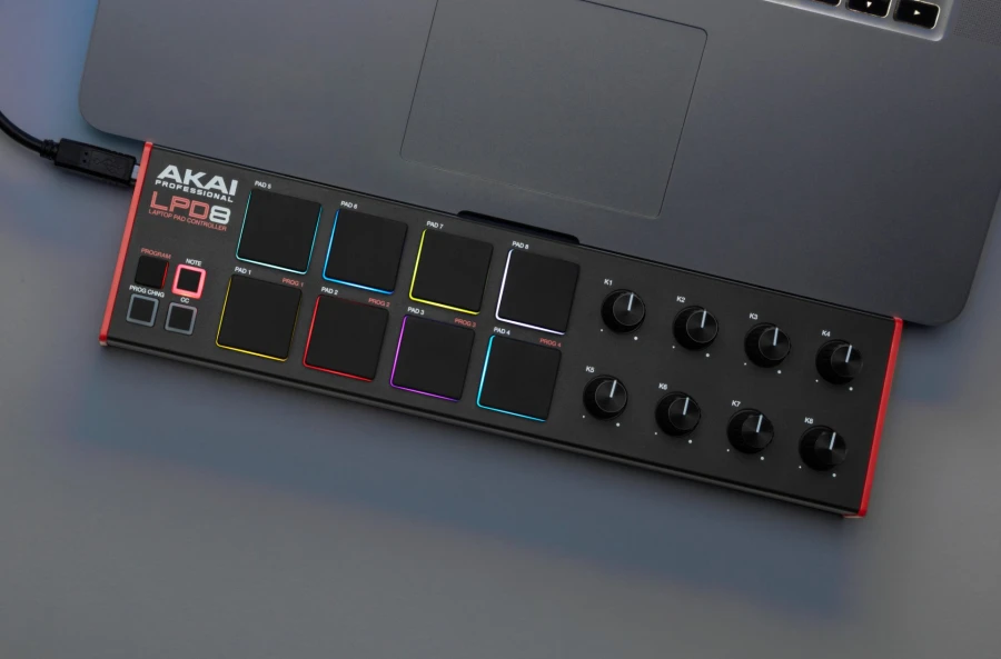 Akai Professional LPD8 MK2