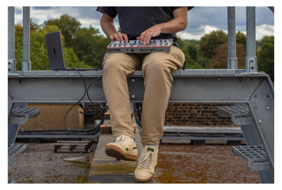 Akai Professional MPK Mini IV Gray