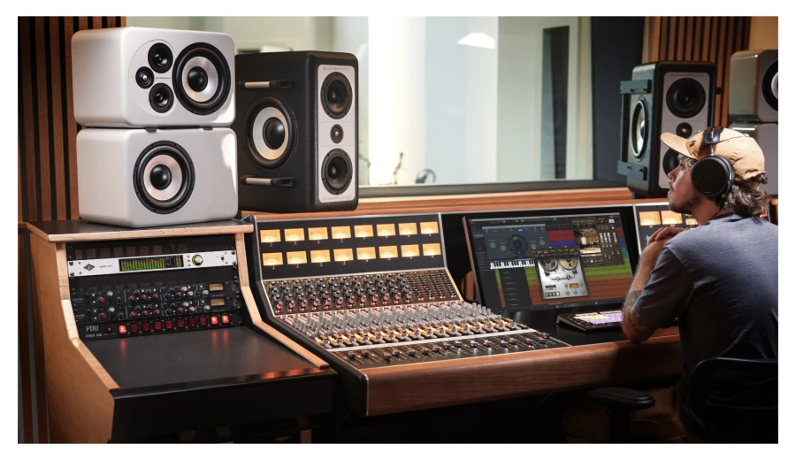 Universal Audio Apollo X16 Gen 2 AC Analog Classics