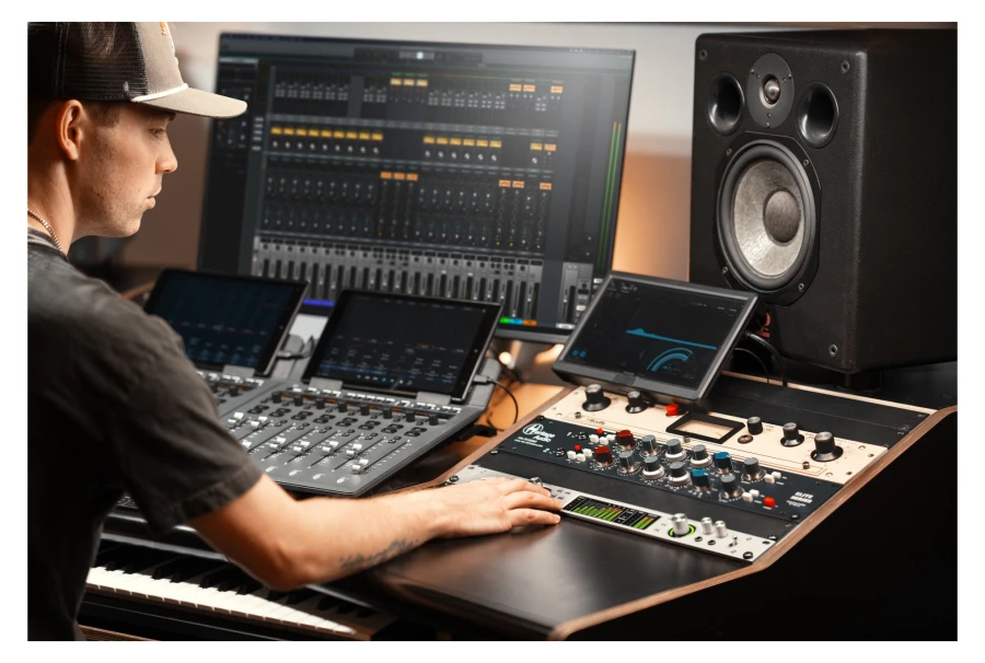 UNIVERSAL AUDIO Apollo X8 Gen 2 AC Pro Analog Classics Pro