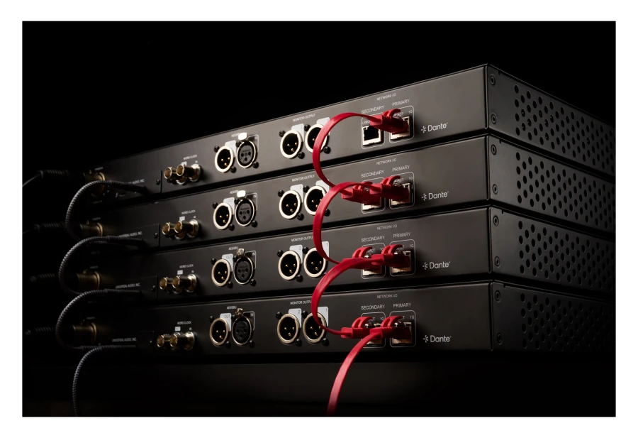 UNIVERSAL AUDIO Apollo X16D Gen 2 AC Analog Classics