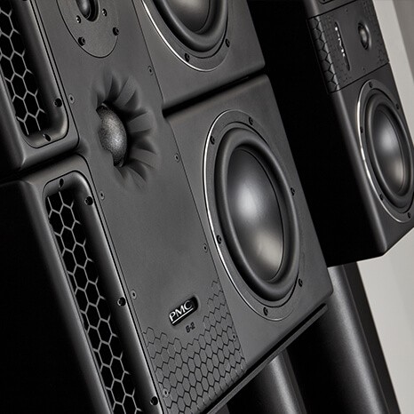 Monitor PMC in studio professionale